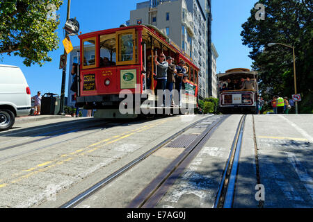 La storica funivia su Hyde Street, San Francisco, California, Stati Uniti d'America Foto Stock