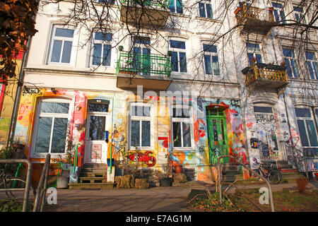 Dipinto luminosamente case, scena alternativa, HAFENSTRASSE, St. Pauli, Amburgo, Germania Foto Stock