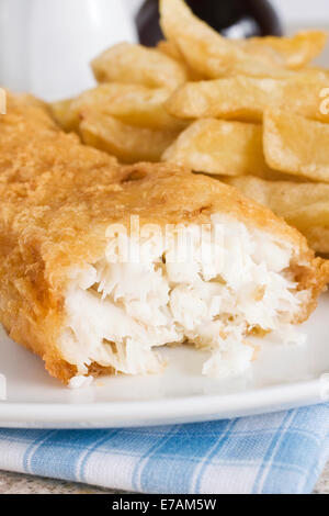 British chip shop pesce e patatine fritte Foto Stock