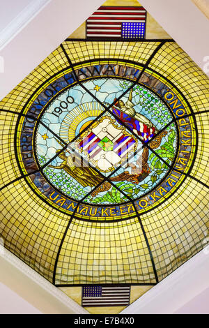 Honolulu Hawaii,Oahu,Hawaiian,edificio degli uffici territoriali,Kekuanao'a,stile architettonico del Revival classico,interno,vetrate,soffitto,cupola, Foto Stock