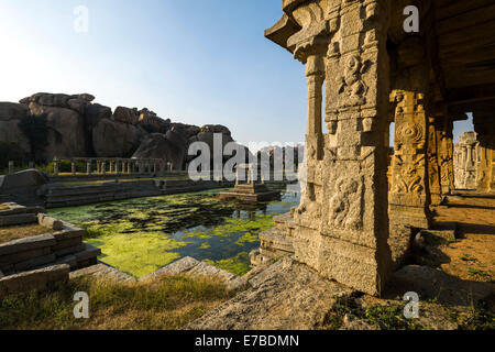 Tempio Achyutaraya, rovina della città di Vijayanagara, Sito Patrimonio Mondiale dell'UNESCO, Hampi, Karnataka, India Foto Stock