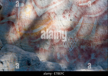 Arte rupestre degli Aborigeni, Carnarvon National Park, Queensland, Australia Foto Stock