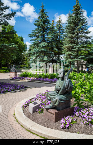 Il Leo Mol Sculpture Gardens di Assiniboine Park in Winnipeg, Manitoba, Canada. Foto Stock