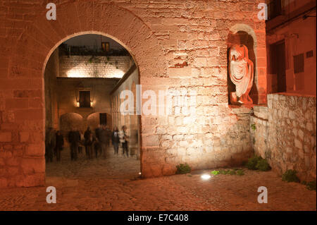 Portal de Ses Taules, city gate, mura e bastioni, Dalt Vila, la storica città vecchia, Ibiza, Isole Baleari, Spagna, Mediterranea Foto Stock