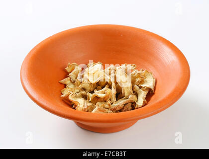 Essiccato a fette sottili di radice di zenzero Foto Stock