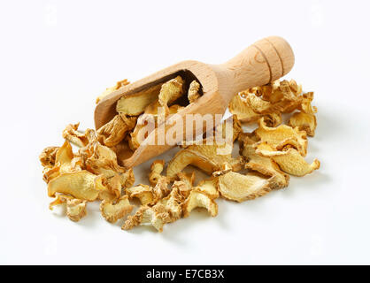 Essiccato a fette sottili di radice di zenzero Foto Stock