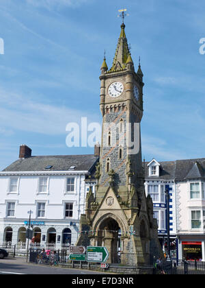 Torre dell'orologio di Machynlleth Powys Wales UK Foto Stock