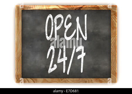 Un colorato 3d reso illustrazione di una lavagna mostra aperto 24/7 Foto Stock