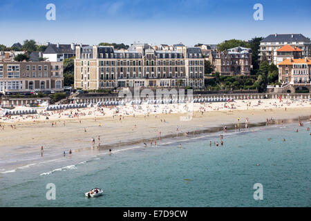 Francia, Ille et Vilaine, Costa Smeralda, Dinard, Ecluse beach, Europa Foto Stock