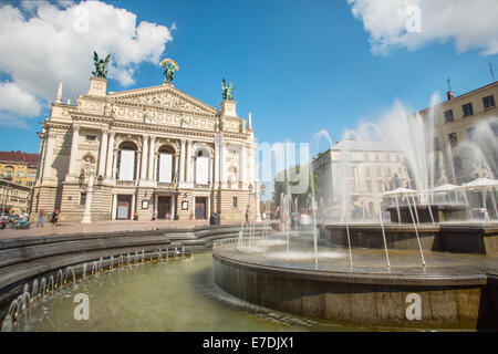 Lviv Opera e Balletto, Ucraina Foto Stock