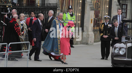 Giornata del Commonwealth osservanza e servizio di reception presso l'Abbazia di Westminster. Dotato di: Queen Elizabeth dove: Londra, Regno Unito quando: 10 Mar 2014 Foto Stock