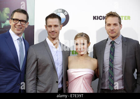 Los Angeles premiere di "Veronica Mars" tenutasi presso la leva TCL Chinese Theatre - tappeto rosso arrivi con: Rob Thomas,Jason Dohring,Kristen Bell,Ryan Hansen dove: Los Angeles, California, Stati Uniti quando: 12 Mar 2014 Foto Stock