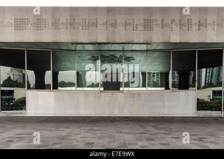 Museo Nacional de Antropologia (Museo Nazionale di Antropologia), cortile. Città del Messico. Foto Stock