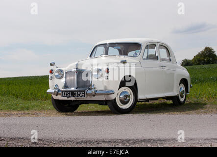 Rover 100 P4 Classic British auto "Zia Rover" Foto Stock