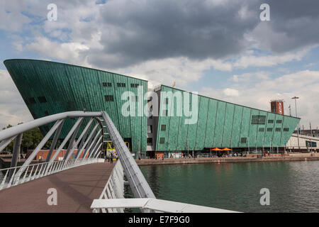 Science Center NEMO sul lungomare, Amsterdam, Olanda Foto Stock