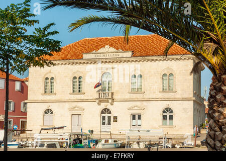 Town Hall in Jelsa, isola Hvar, Croazia Foto Stock