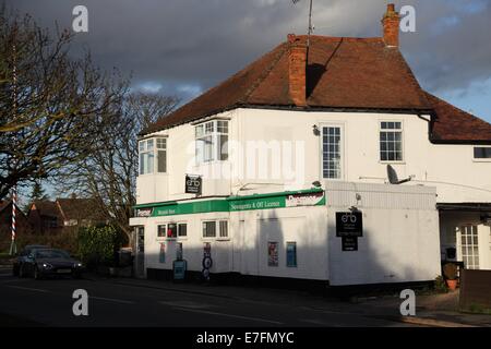 Maypole negozi, un negozio del villaggio in Welford on Avon, Warwickshire Foto Stock