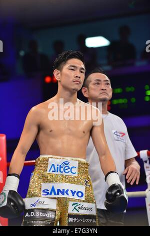 Tokyo, Giappone. 16 Sett 2014. (L-R) Kazuto Ioka (JPN), Kazunori Ioka Boxe : Kazuto Ioka del Giappone prima della 10R pesi mosca bout a Korakuen Hall a Tokyo in Giappone . Credito: Hiroaki Yamaguchi/AFLO/Alamy Live News Foto Stock