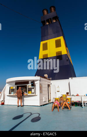 L'Europa, Francia, Corsica traghetto. A bordo di una nave di linea. Foto Stock