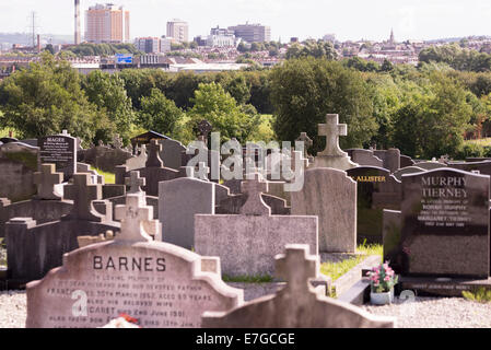 Tombe a Cattolica il cimitero di Milltown a Belfast, 12.08.2014 Foto Stock