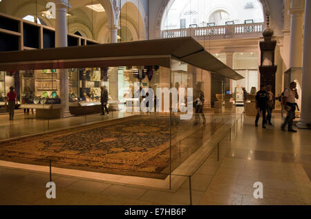 Tappeto Ardabil mostra al Victoria and Albert Museum - London REGNO UNITO Foto Stock