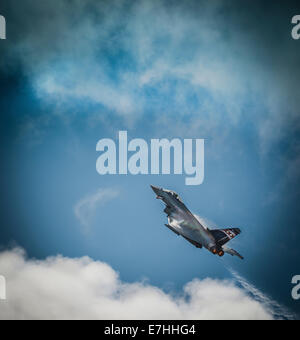 2014 RAF Typhoon visualizzare velivolo pilotato da Flt Lt Noel Rees. Foto Stock