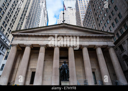 Noi, New York City. Sala federale monumento nazionale a Wall Street. Foto Stock
