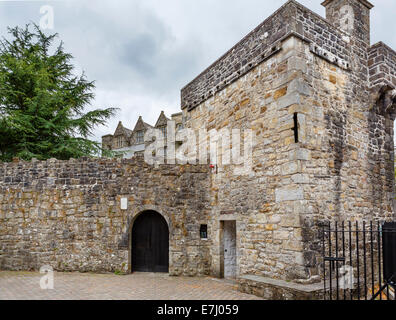 Ingresso al Castello di Donegal, Donegal County Donegal, Repubblica di Irlanda Foto Stock