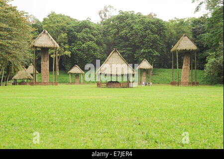 Guatemala, America Centrale, sito archeologico, artwork, gran plaza, capanna, Maya, natura pre colombiana, piramide, quirigua, sculp Foto Stock