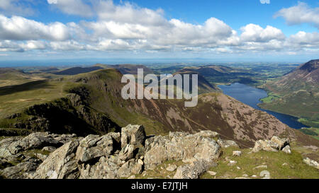 Crummock acqua, Red Pike, Dodd, Cappella dirupi e dintorni fells guardando a nord da alto stile, Lake District inglese, UK. Foto Stock