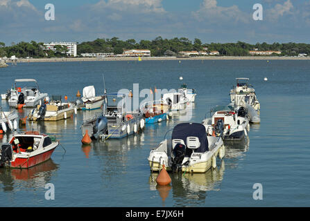 Lungomare di Saint Georges de Didonne,Charente Maritme,Poitou Charente,Francia Foto Stock