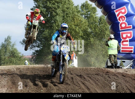 San Pietroburgo, Russia. Xiii Sep, 2014. Campionato russo di Supercross. San Pietroburgo ha ospitato le fasi finali del campionato della Russia 2014 Supercross moto sportive. © Andrey Pronin/ZUMA filo/Alamy Live News Foto Stock