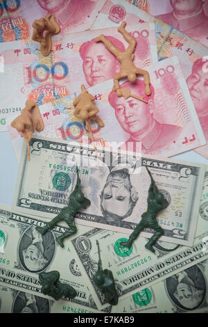 Stati Uniti d'America v Cina Yuan Renminbi denaro viaggio dollaro valuta, ricchezza Foto Stock
