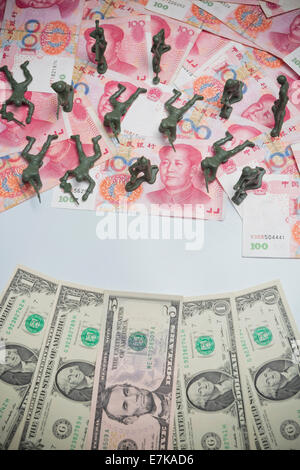 Stati Uniti d'America v Cina Yuan Renminbi denaro viaggio dollaro valuta, ricchezza Foto Stock