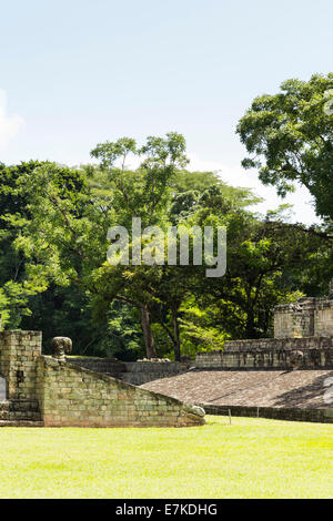 La Palla, la seconda più grande per essere trovato in America centrale, Copan Ruinas parco archeologico, Copan, Honduras Foto Stock