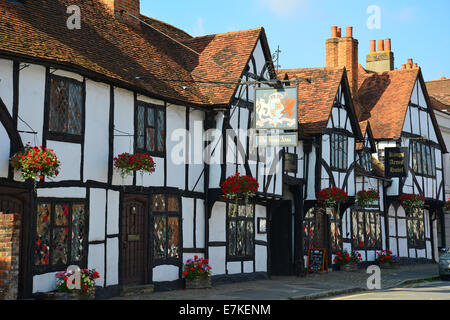 Il Kings Arms Hotel, High Street, Old Amersham, Buckinghamshire, Inghilterra, Regno Unito Foto Stock