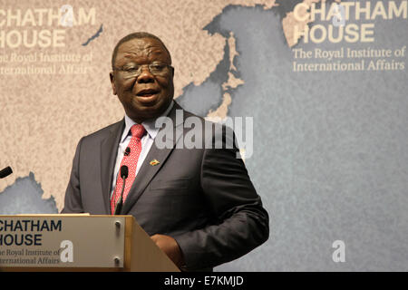 Morgan Tsvangirai, ex PM dello Zimbabwe e leader del Movimento per il Cambiamento Democratico, dà un discorso a Chatham House. Foto Stock