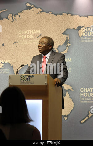 Morgan Tsvangirai, ex PM dello Zimbabwe e leader del Movimento per il Cambiamento Democratico, dà un discorso a Chatham House. Foto Stock