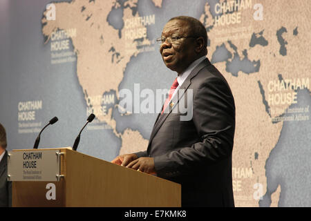 Morgan Tsvangirai, ex PM dello Zimbabwe e leader del Movimento per il Cambiamento Democratico, dà un discorso a Chatham House. Foto Stock