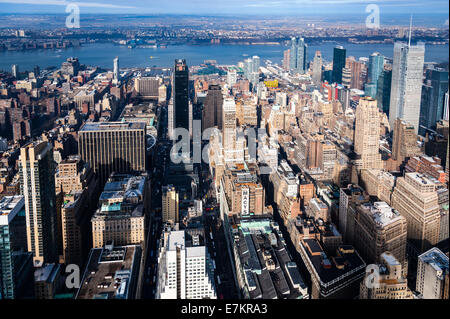 Noi, New York City. Vista dall'Empire State Building observation deck. Foto Stock