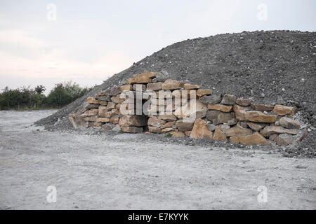 Il Long Barrow camera di sepoltura a tutti Cannings nel Wiltshire Foto Stock