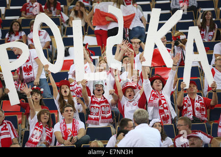 Lodz, Polonia. Xviii Sep, 2014. La Polonia ventole (POL) Pallavolo : FIVB Pallavolo uomini del Campionato del Mondo Il Terzo Round Pool H match tra Polonia 3-2 Russia presso Atlas Arena di Lodz, Polonia . © Takahisa Hirano/AFLO/Alamy Live News Foto Stock