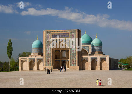 Complesso, Moyie Mubarak, Hazrat Imam, biblioteca, museo, Tashkent, Città, Uzbekistan, Asia Centrale, Asia, architettura, blu, dome Foto Stock