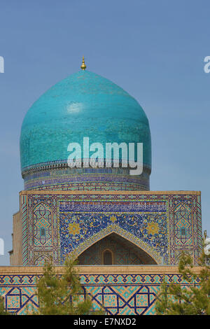 Eredità di Mondo, Registan, Samarcanda, Città, Tilla Kari, Uzbekistan, Asia Centrale, Asia, architettura, colorato, a cupola, cupole, fam Foto Stock