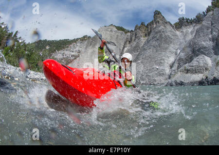 Reno gulch, sport acquatici, Versam, GR, fiume, flusso, corpo di acqua, acqua, gulch, Canton, GR, Grigioni, Grigioni, Reno, Vorderrh Foto Stock