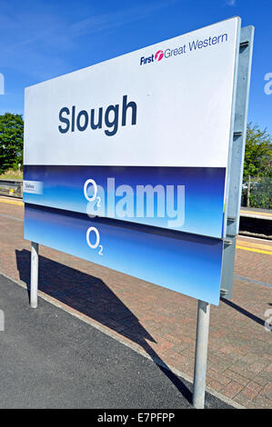 Slough stazione ferroviaria, Slough, Berkshire, Inghilterra, Regno Unito Foto Stock