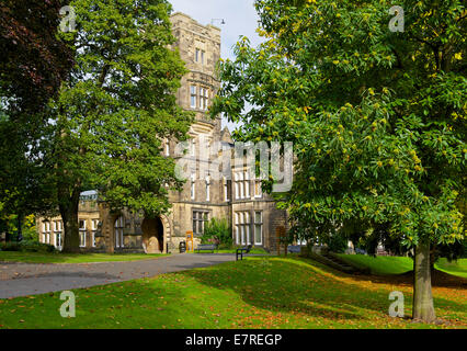 Cliffe Castle. Keighley, West Yorkshire, Inghilterra, Regno Unito Foto Stock