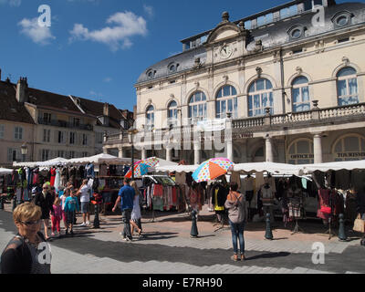Mercato in Lons le saunier, Giura, Francia Foto Stock