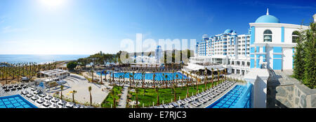 Il panorama dei moderni hotel di lusso, Antalya, Turchia Foto Stock