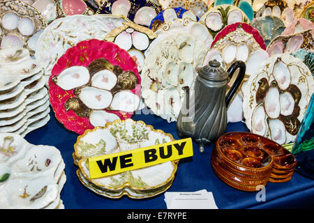 Miami Beach Florida,Centro Convegni,centro,originale,Miami Beach,Antique Show,rivenditori,venditori ambulanti,bancarelle vendita stand mercato,transazione pa Foto Stock